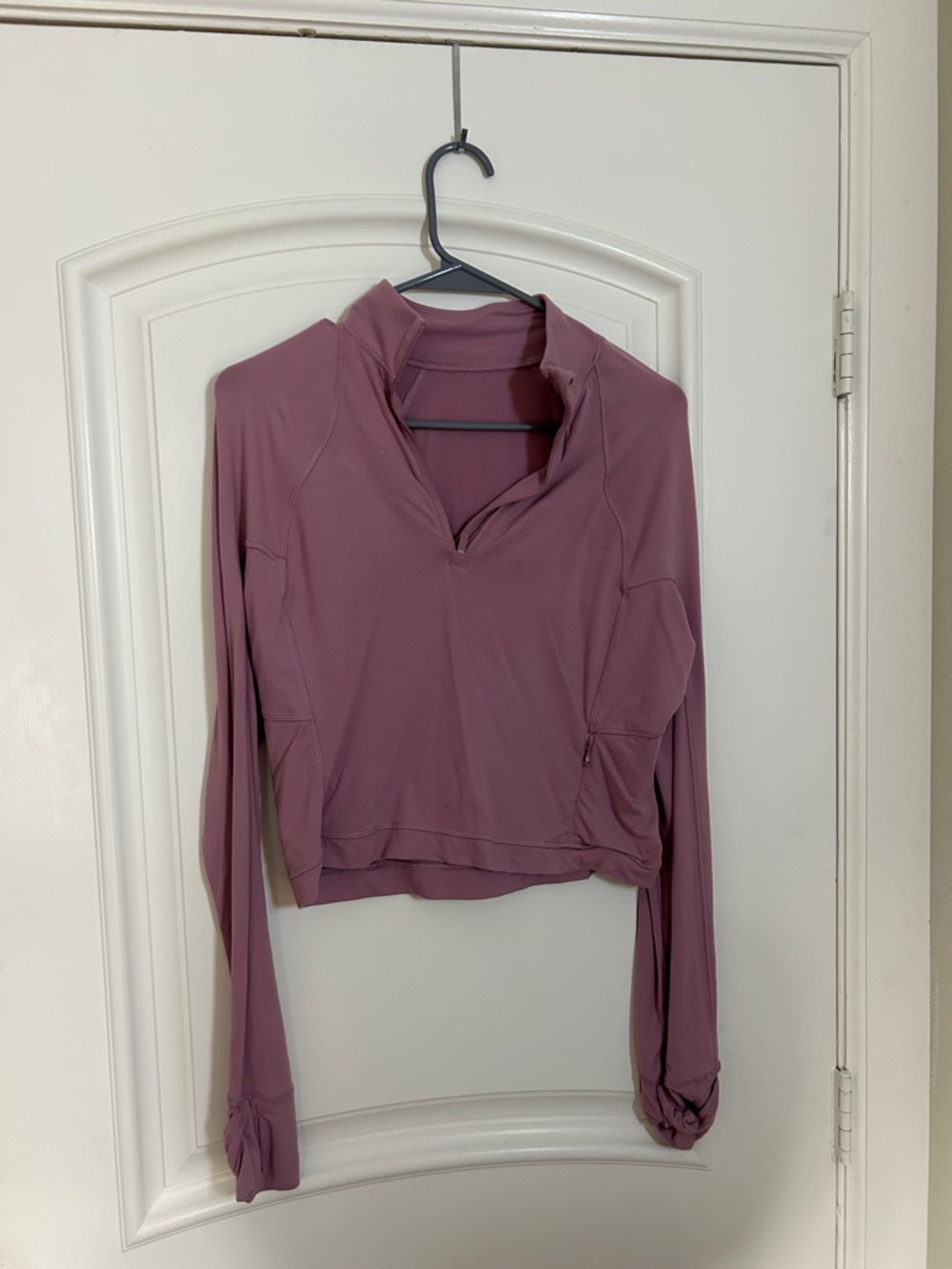 Lululemon Long Sleeve Cropped Active Pullover - Mauve Pink